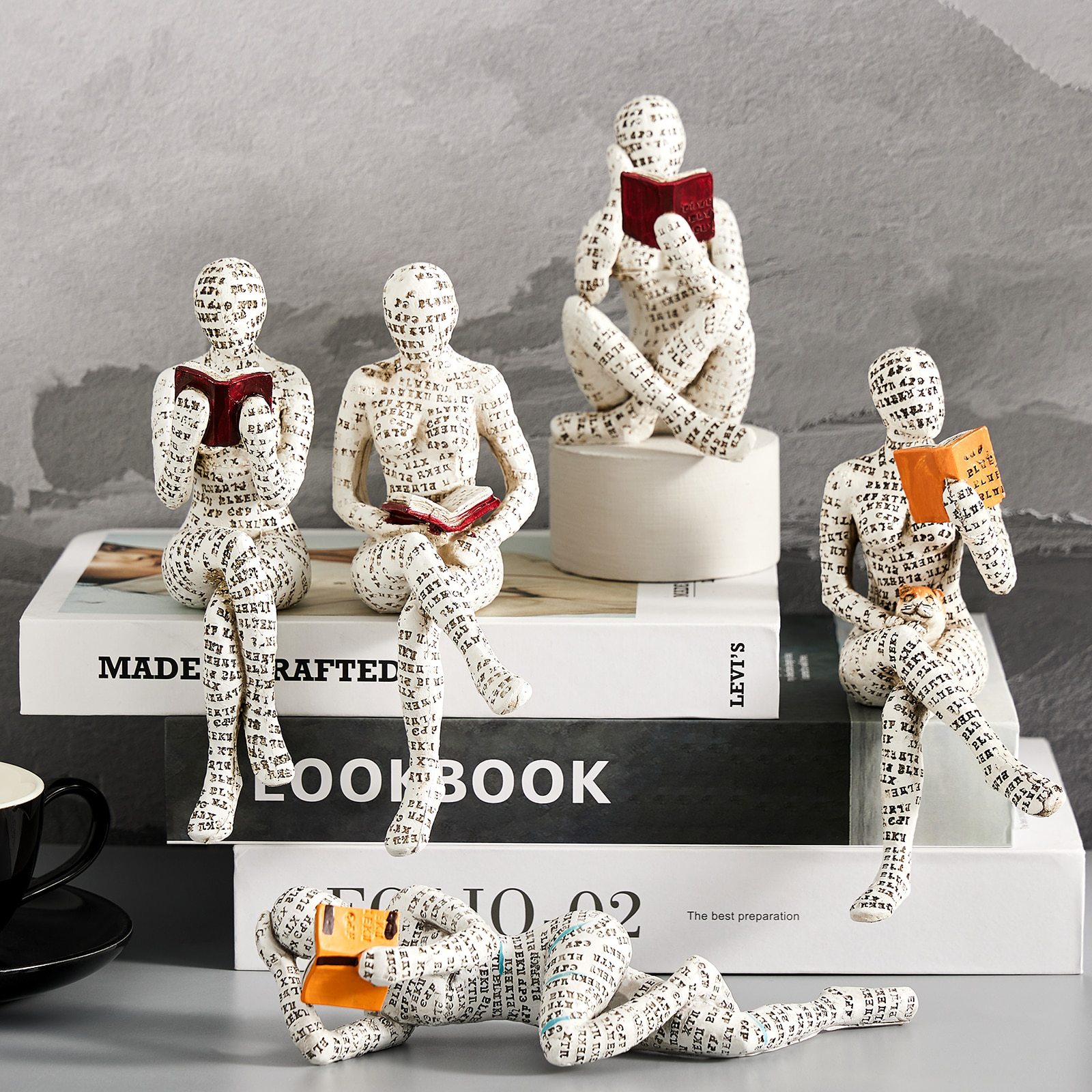 Abstract Sculpture Resin - The Reading woman Abstract Statues Sculptures