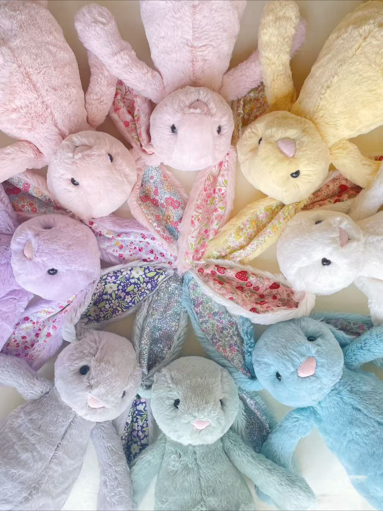Home Decor Happy - J,C Bashful Cat Plush Toy Super