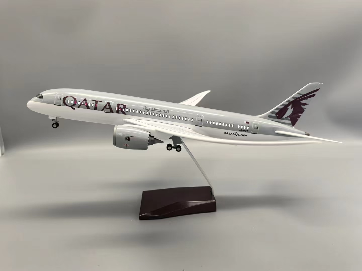 47cm 1/130 Scale Qatar B787 Re - Home Decor Qatar review and price
