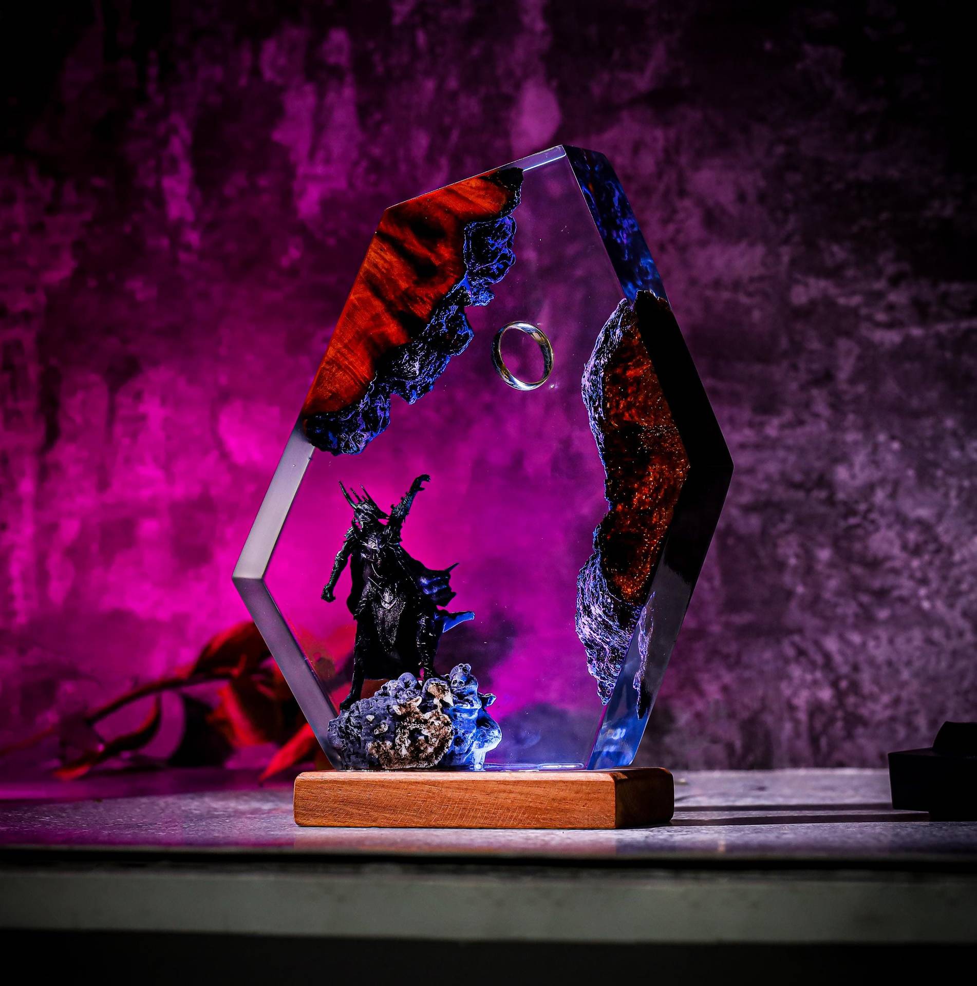 Movie Scence Figure Table Resi - Home Decor Resin review and price